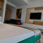 Raya Del Mar 35
